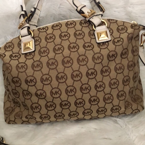 ❤️Saved for Phyllis❤️EUC Authentic Coach Bag - Picture 4 of 11